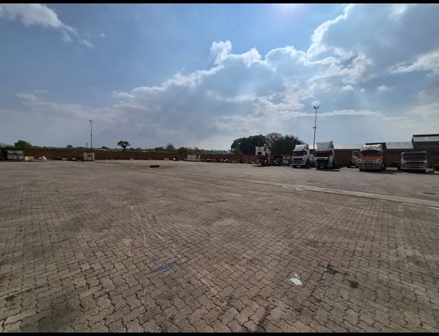 5,000M² INDUSTRIAL YARD TO LET IN WADEVILLE